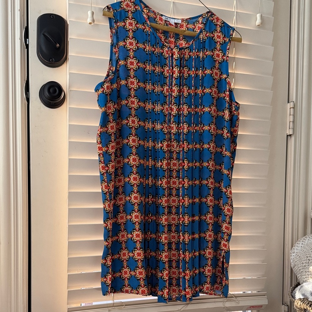 DR2 Blue Floral Sleeveless Blouse